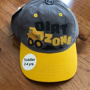 ☘️$4 NWT TODDLER CAP! 2-4 years.